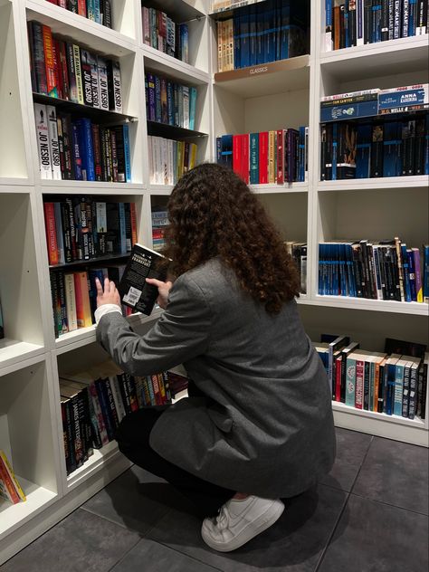 Library Assistant Aesthetic, Bookstore Employee Aesthetic, Library Worker Aesthetic, Bookstore Job Aesthetic, Bookstore Worker Aesthetic, Library Job Aesthetic, Buying Books Aesthetic, Bookshelf Pictures, Book Signing Aesthetic