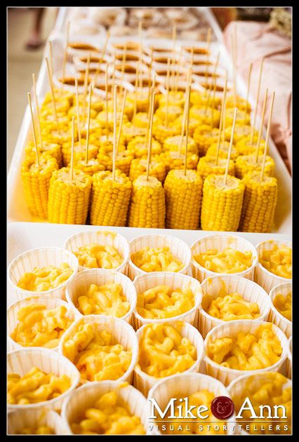 Way cute idea for food. Soirée Bbq, Fest Mad, Resep Salad, Bbq Food, Bbq Wedding, Mexican Party, Snacks Für Party, Outdoor Summer, Bbq Party