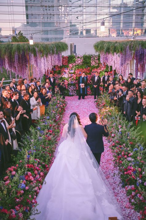 Rich Asian Wedding, Crazy Rich Asians Wedding, Las Vegas Wedding Ceremony, Purple Wedding Ceremony, Andrea Eppolito, Purple Wedding Reception, Crazy Rich Asian, Rich Asian, Opulent Wedding