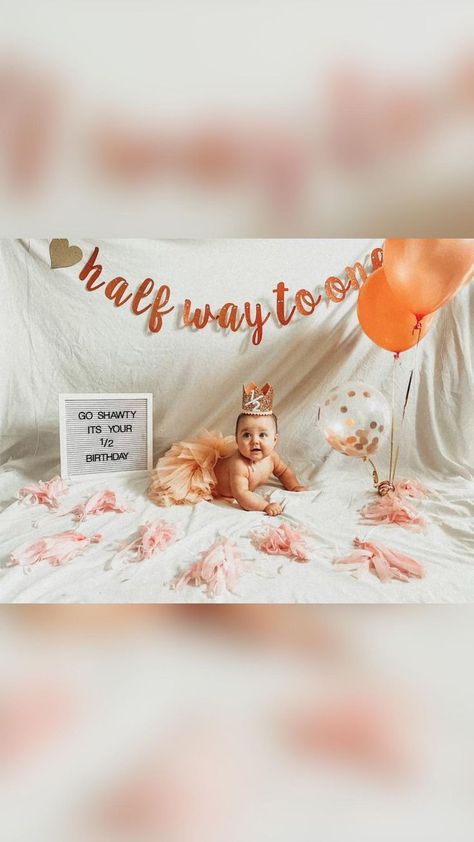 Half Birthday Baby Girl, Happy Half Birthday, Six Month Baby, Half Birthday Baby, 6 Month Baby Picture Ideas, 2nd Birthday Photos, Diy Newborn Photography, Christmas Baby Pictures