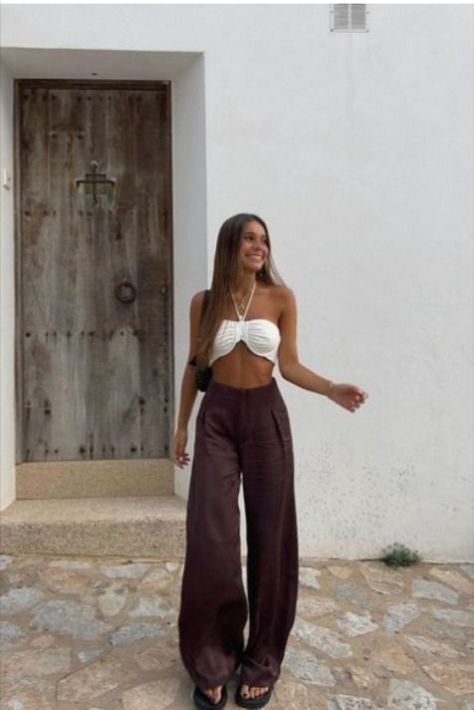 Summer Outfits Linen Pants, Summer Outfits Linen, Outfits Linen Pants, Euro Summer Aesthetic, What To Wear Casual, Summer Aesthetic Fashion, Girly Summer Outfits, Outfits Summer Aesthetic, 2024 Dress