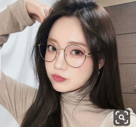 «𝐂𝐨𝐦𝐩𝐥𝐞𝐭𝐞» Lee y/n a girl who has a heart disease gets bullie… #fanfiction #Fanfiction #amreading #books #wattpad Ulzzang Glasses, Asian Glasses, Korean Glasses, Makeup Ulzzang, Kacamata Fashion, Kore Ulzzang, Korean Makeup Look, Ulzzang Makeup, Glasses Makeup