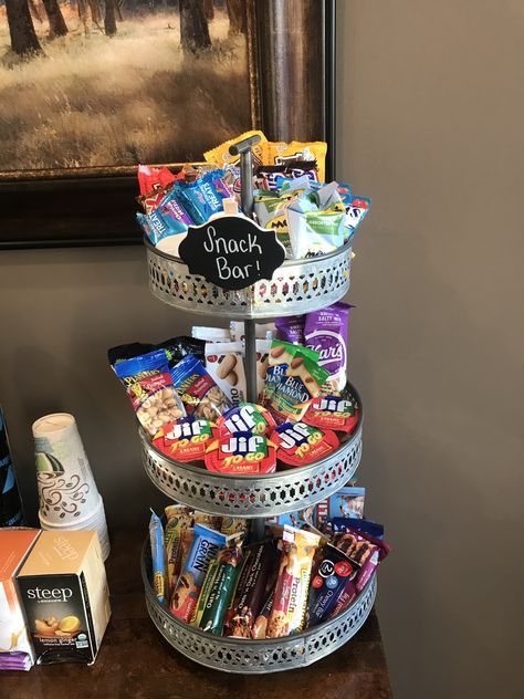 Office Snack Bar Snack Bar Small Space, Snack Arrangement Ideas, Snack Bar At Home Ideas, Office Snacks To Share, Meeting Room Snack Bar, Staff Break Room Snack Ideas, Home Office Snack Station Ideas, Family Room Snack Station, Snack Bar Home Theater