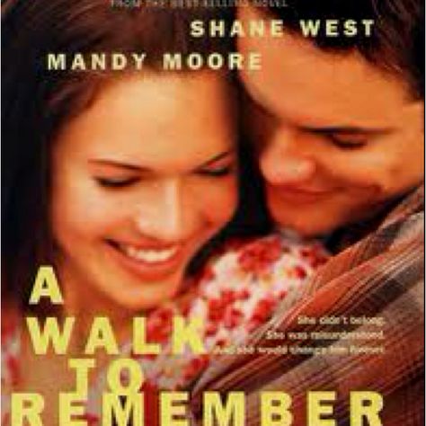 LOVE this movie!!! Shane West & Mandy Moore. Remember Movie, Nicholas Sparks Movies, A Walk To Remember, Shane West, Chick Flick, Daryl Hannah, The Blues Brothers, Lauren German, Bon Film