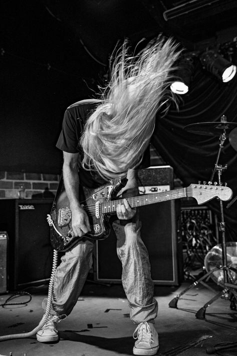 Children Collide band at the Tote. #concertphotography #livemusic #bands Iconic Rock Photos, Rock Music Photography, Metal Band Photography, Band Concert Photography, Live Band Photography, Concert Photography Ideas, Band Tour Life Aesthetic, Indie Rock Wallpaper, Band Astethic