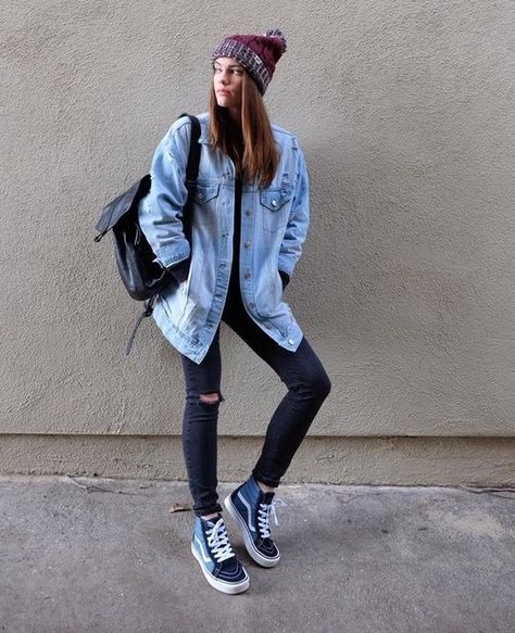 Vans Sk8 Hi Outfit, Jean Jacket Outfits Spring, Sk8 Hi Outfit, Vans Shoes Outfit, Tomboy Stil, Estilo Tomboy, Sneakerhead Fashion, Outfits Con Jeans, Vans Outfit