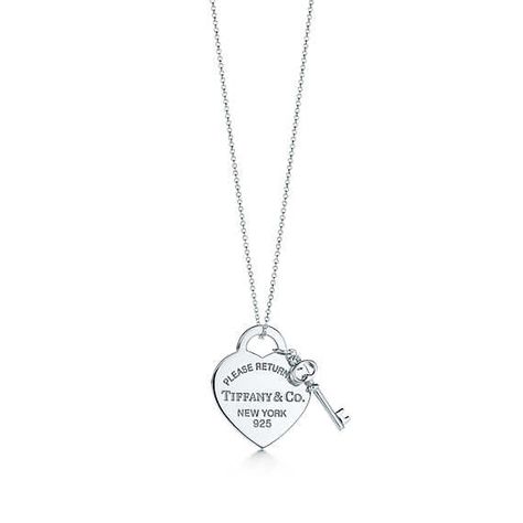 Tiffany &Co. Tiffany Jewellery, Colar Tiffany E Co, Tiffany Key Ring, Tiffany Key, Return To Tiffany, Tiffany Necklace, Heart Tag, Tiffany Jewelry, Valentino Rockstud