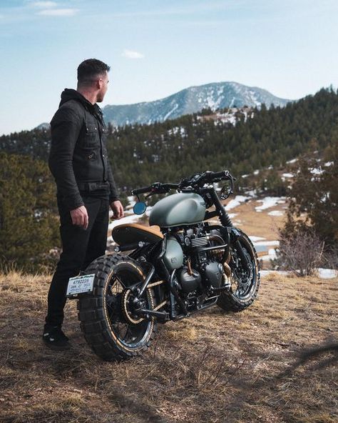 Thornton Hundred Motorcycles on Instagram: "The perfect setting for our first US baja build 🏔️ Contact us now to own this brand new wide wheel triumph bobber #thorntonhundredmotorcycles" Thornton Hundred Motorcycles, Moto Aesthetic, Triumph Bobber Custom, Triumph Bonneville Bobber, Adventure Bike Motorcycles, Custom Motorcycles Bobber, Triumph Cafe Racer, Custom Motorcycles Harley, Triumph Bobber