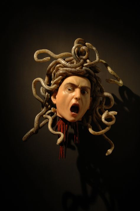 MEDUSA - Caravaggio, quadro ricostruito in scultura<br>dimensione 120% del reale: gomma siliconica al platino, resina poliestere Michelangelo Caravaggio, Caravaggio Paintings, Tableaux Vivants, Istoria Artei, Baroque Painting, Baroque Art, Italian Painters, Art Antique, Foto Art