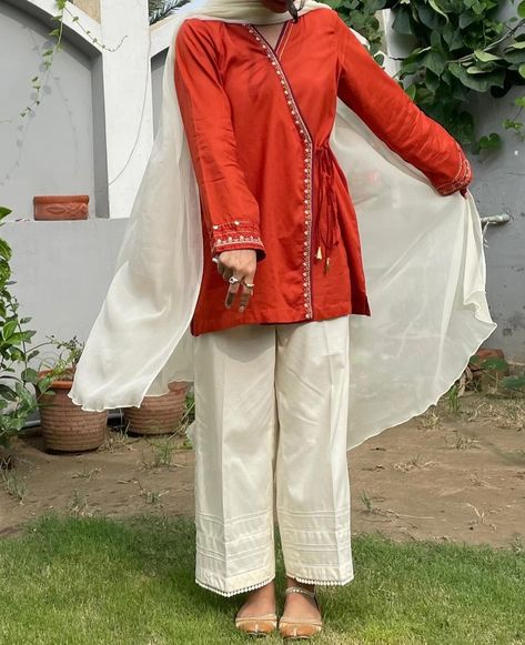 desi fit inspo|desi aesthetic|desi fashion|desi pinterest|picture inspo Couture, Everyday College Outfits Indian, Desi Kurti, Desi Casual, Mother Motivation, Desi Pinterest, Hair Stages, Punjabi Style, Fab Dress