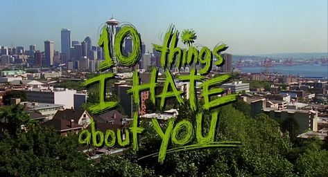 10 Things I Hate About You, Visit Seattle, Septième Art, I Love Cinema, Teen Movies, Title Card, Movie Titles, Photo Wall Collage, Film Tv