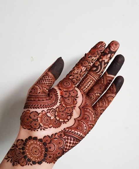 30+ Latest Eid Mehndi Designs 2021 | Eid-al-Fitr Henna Design Images Short Mehendi Designs, Arabic Designs Mehndi, Short Mehndi Designs, Short Mehndi, Short Mehndi Design, Palm Mehndi Design, Front Mehndi Design, Eid Mehndi Designs, Latest Henna Designs