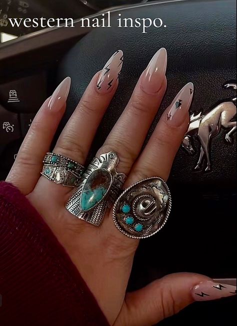 Western Style Acrylic Nails, Long Acrylic Nails Western, Western Gel Nail Ideas, Cowboy Carter Nails, Western Oval Nails, Western Bride Nails, Round Western Nails, Western Inspo Nails, Country Concert Nails Ideas Simple