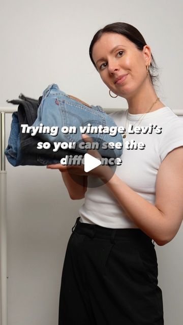 Levi’s Vintage Jeans, Levis 560 Outfit, Light Levis Jeans Outfit, Levi Mom Jeans Outfit, Levi’s 505 Women, Levi’s Mom Jeans, Levi Flare Jeans Outfit, Jeans Levi’s, Jean Levi’s 501 Outfit