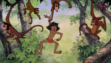 King Louis' monkeys kidnap Mowgli the Man-Cub in Walt Disney's "The Jungle Book" (Buena Vista, 1967) Rudyard Kipling Jungle Book, Jungle Book 1967, Jungle Book Movie, Jungle Book Characters, The Jungle Book 2, Jungle Book Disney, Disney Screencaps, Disney Animated Movies, The Jungle Book