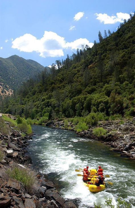 White Water Rafting in Ubud is one of favourite rafting site in Bali, located in Ubud area approx 1.5 hours from Kuta. It is The most challenging white water rafting sites in Bali. Ayung River Rafting suitable for those of you who are love sports / adventure. White River Rafting, Bali Activities, Travel Outfit Ideas, Outfit Ideas Work, Spanish Projects, Comfy Travel Outfit, Kuta Bali, Water River, Comfy Travel