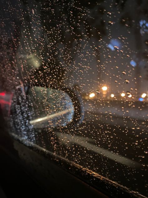 Raindrop On Car Window, Rainy Car Window Aesthetic Night, Car Window Raining, Rainy Asethetic, Raining Car Window Aesthetic, Rain Car Window Night, Raining Outside Window Aesthetic, Rain View From Window, Rain Night Window