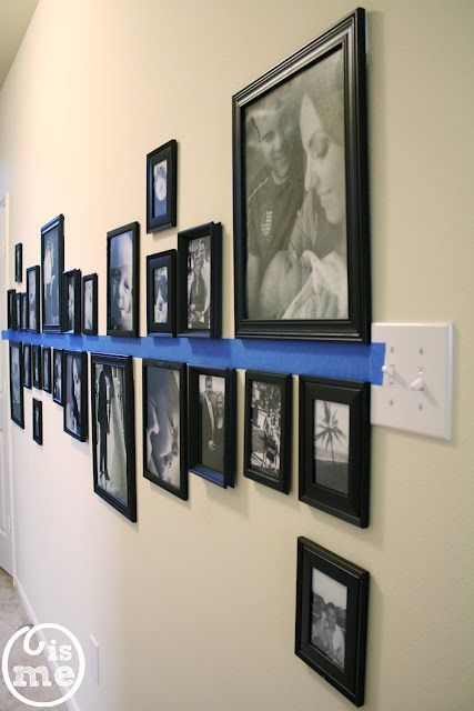 25 Creative Ways to Organize Photos on a Wall Organize Photos, Hang Pictures, Long Walls, Decoration Inspiration, Picture Hanging, Family Memories, Wall Gallery, Hanging Pictures, Beautiful Family