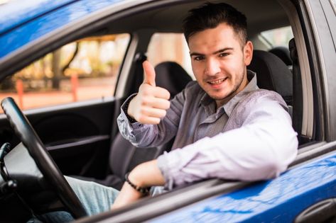 Happy smiling man sitting inside car sho... | Free Photo #Freepik #freephoto #car #man #hands #luxury Wheelchair Accessible Vehicle, Women Drivers, Crossover Cars, Driver Job, Women Trucker, Inside Car, Cadillac Xts, Driving Instructor, Smiling Man