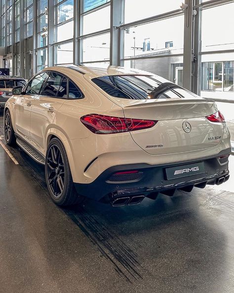 BENZ CLUB 🇩🇪 on Instagram: “NEW GLE63S AMG 😱🔥 How do you like the NEW SUV’s from AMG?👇 📷 @mr.benz63 ————————————————————————…” Coupe, Amg Gle, Gle 63, Mercedes Benz Suv, Dream Cars Range Rovers, Benz Suv, Benz Gle, Buy My House, Dream Cars Mercedes