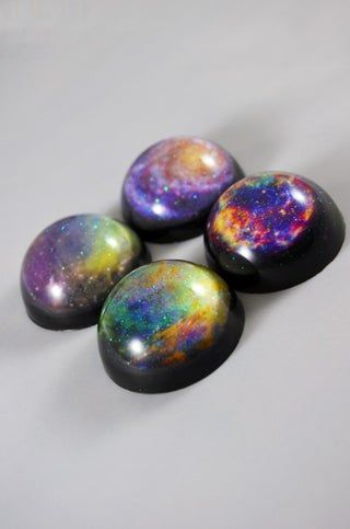 Resin Galaxy Cabochon - Instructables Hubble Telescope Pictures, Resin Galaxy, Telescope Pictures, Resin Cabochon, Galaxy Planets, Hubble Telescope, Resin Tutorial, Uv Resin, Roleplaying Game