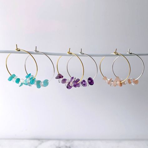 Crystal Earrings Diy, Gemstone Chips Jewelry, Chip Earrings, Crystals Earrings, Gemstone Hoop Earrings, Crystal Chips, Earrings Gemstone, Crystal Hoop Earrings, Diy Crystals