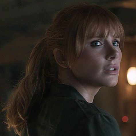 Claire Dearing Icon, Bryce Dallas Howard Jurassic World, Bangs Reference, Bryce Howard, Jurassic World Claire, Brice Dallas Howard, Claire Dearing, Jurassic Movies, Blue Jurassic World