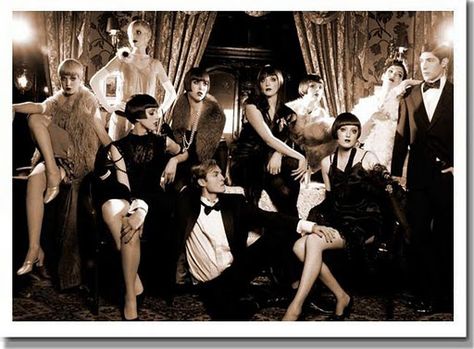 speakeasy Roaring 20s Birthday, Mafia Party, 20s Aesthetic, Gangster Party, Roaring Twenties Party, 1920s Speakeasy, Twenties Party, Flapper Girls, Carnival Christmas