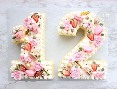 12 Number Cake, 12 Birthday Cake Girl, Number 12 Cake, Floral Cake Design, Number Birthday Cakes, Golden Birthday Parties, 12th Birthday Cake, Birtday Cake, 10 Birthday Cake