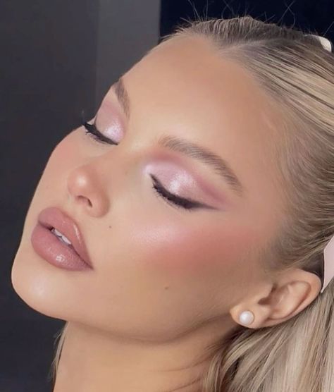 Pink Dress Makeup, Makeup Cantik, Makeup Prom, Makeup Pengantin, Princess Makeup, Prom Eye Makeup, Celebrity Makeup Looks, Pink Eye Makeup, Prom Makeup Looks