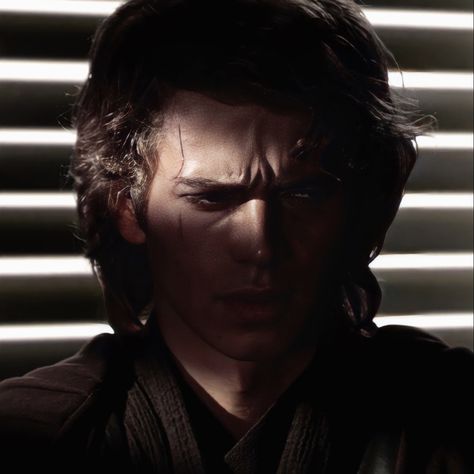 Anakin Skywalker Side Profile, Anakin Skywalker Pfp, Anakin Aesthetic, Darth Vader Icon, Anikan Skywalker, Anakin Darth Vader, Fast And Furious Cast, Anakin Vader, Anakin And Padme