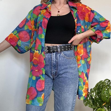 The first of my vintage Spring/Summer collection. Some beautiful individual funky vintage shirts and blouses. Some of these can be found now on my Depop. The rest will be added later this evening. Hope you guys love them 🌼 . . . #vintageclothing #vintageblouse #vintageshirt #vintageshop #90svibes Colorful Button Up Shirt Outfit, Colorful Button Up Shirt, Button Up Shirt Outfit, Harley Davidson Tshirt, Shirts And Blouses, Vintage Spring, Spring Summer Collection, Grunge Aesthetic, Blouse Vintage