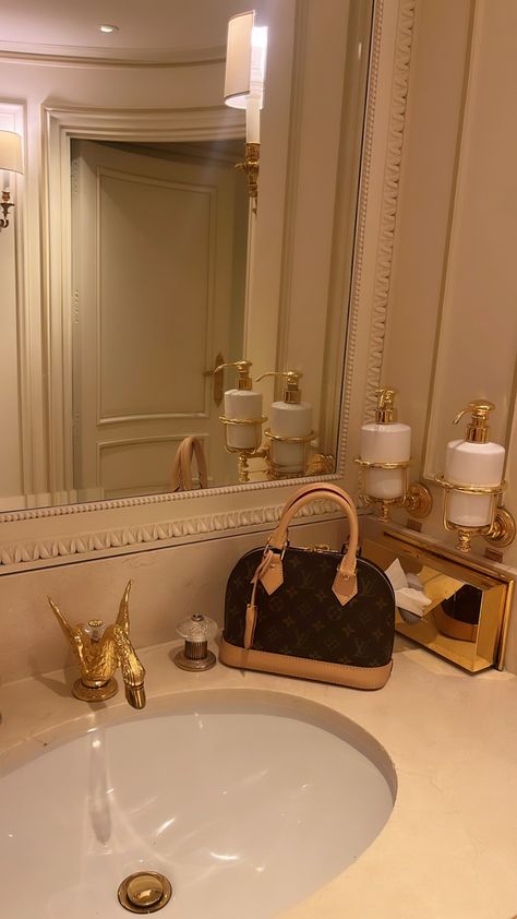 louis vuitton alma bb Louis Vuitton Bag Alma Bb, Louis Vuitton Alma Outfit, Alma Bb Louis Vuitton Outfit, Louis Vuitton Bag Aesthetic, Alma Bb Louis Vuitton, Louis Vuitton Outfit, The Ritz Paris, Ritz Paris, Louis Vitton