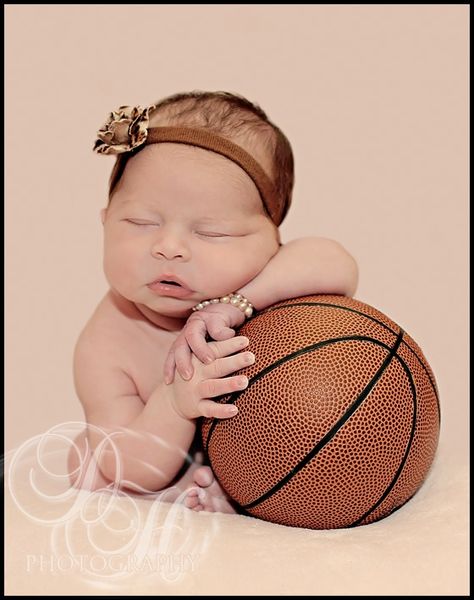 Basketball Newborn Pictures, Baby Basketball Photoshoot, Basketball Baby Pictures, Ball Photography, Basketball Baby, Foto Newborn, Foto Baby, Newborn Shoot