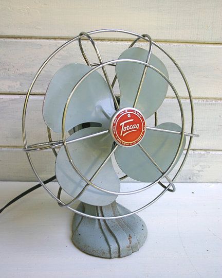 cool breeze - shiveries Industrial Fan, Vintage Fan, Antique Fans, Retro Fan, Living Vintage, Old Fan, Desk Fan, Vintage Fans, Stylish Tables