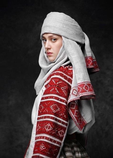 blueskygoldenground:Ethnic western Ukrainian Slavic Clothing, Authentic Costumes, Expressions Photography, Medieval Clothes, National Clothes, Ukrainian Women, Ukrainian Art, Ethnic Outfits, Folk Fashion