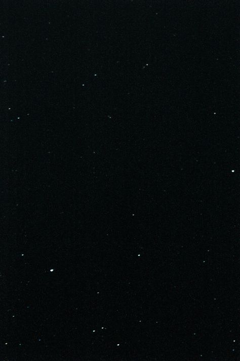 Dark Iphone Backgrounds, Clear Night Sky, Edge Of The Universe, Night Sky Stars, Sky Pictures, Space Photos, Space Pictures, Starry Night Sky, Blackest Night