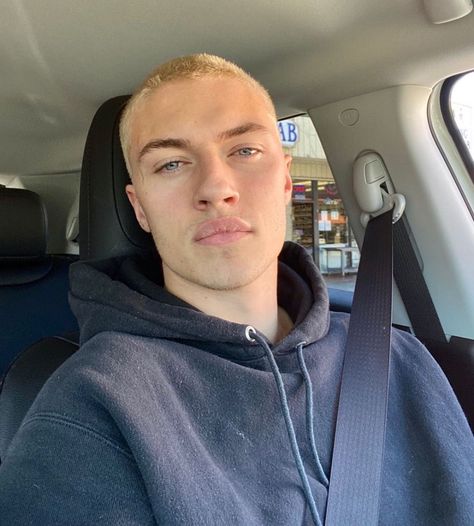 Best Fuckboy Haircut Ideas for Men #combover #fadehaircut #sidepart #eboyhaircut #menshairstyles #menshaircut #menshaircuts Francisco Lachowski, Blonde Male Models, Lucky Smith, Hipster Haircut, Top Male Models, Popular Mens Hairstyles, Lucky Blue Smith, Lucky Blue, Short Beard