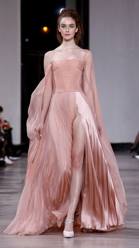 Georges Chakra Spring 2019 | Couture Elie Saab, Georges Chakra, The Lane, Haute Couture Dresses, Haute Couture Fashion, Couture Gowns, Mode Inspiration, Beautiful Gowns, Couture Dresses