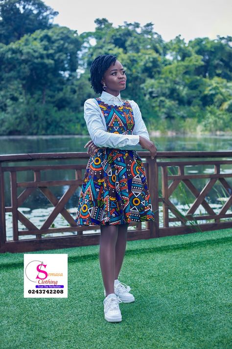 Ankara Pinafore Dress Outfit, Ankara Pinafore Styles, Ankara Pinafore, Short Ankara Dresses Classy, Pinafore Dress Outfit, Short Ankara Dresses, Kitenge Dress, Classy Gowns