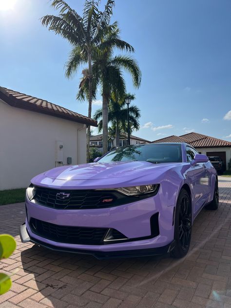 Pink Camaro, Lavender Car, Wallpaper Luxury, Camaro Car, Purple Car, Car Wrapping, Traditional Advertising, Cool Car Accessories, Pimped Out Cars