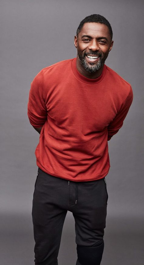 Mens Headshot Poses, Headshot Poses For Men, Mens Editorial Fashion Photography, Men Photoshoot Poses, Male Photo Shoot, Unique Headshots, Red Tshirt Outfit, Idris Elba Style, Male Headshot Poses