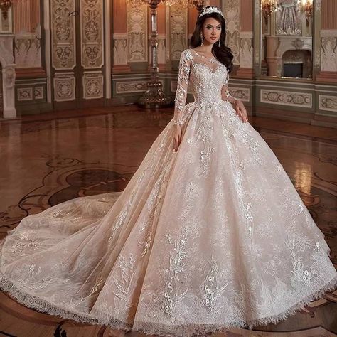 Wedding Dresses Lace Ballgown, Bridal Gowns Vintage, Lace Ball Gowns, Video Tiktok, Wedding Dress Fabrics, Princess Ball Gowns, فستان سهرة, Photography Lifestyle, Lace Sleeve