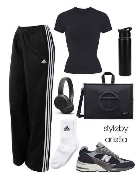 Outfit Celana Training, Comfy Uni Outfits, Pe Outfits For School Gym, Outfits Para Gym, Gym Set Outfit, Sports Outfits For Women, Sport Outfits Women, Outfits Gym Aesthetic, Trendy Gym Outfits