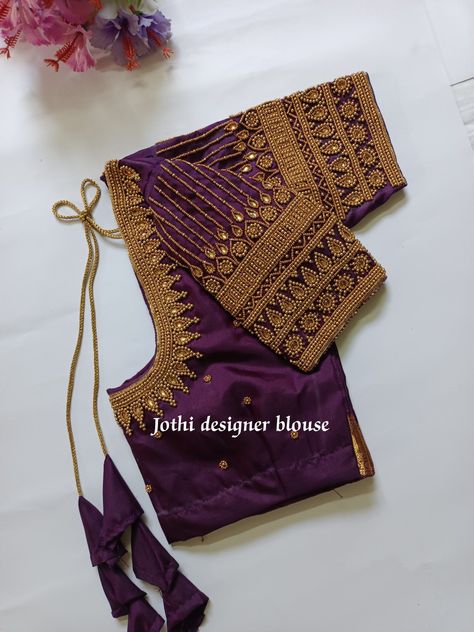 Instagram I'd: Jothi_designer_blouse WhatsApp number:8838720028 Aari Work Blouse Heavy Design, Bridal Aari Blouse Designs Latest, Aari Blouse Back Neck Designs, Aari Work Blouse For Bride, Basic Aari Work Blouse Design, Heavy Aari Work Blouse Designs, New Aari Work Blouse Designs, Latest Bridal Blouse Designs Heavy Work, Aari Work Blouse Wedding Simple