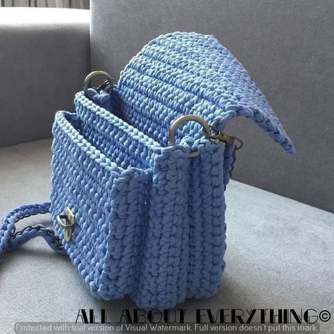 TOP TRENDY AND STYLISH CROCHET BAG?PURSE DESIGNS AND PATTERNS Free crochet bag #freecrochetbag #crochet #crochetbag #crochetbags 17.76 Crochet Backpack Pattern, Free Crochet Bag, Crochet Backpack, Crochet Bag Pattern Free, Bag Pattern Free, Crochet Handbags Patterns, Crochet Clutch, Handbag Pattern, Crochet Purse Patterns