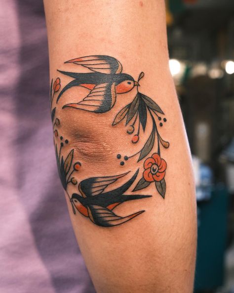 Traditional Tattoo Hummingbird, Traditional Tattoo Bird, Traditional Tattoo Filler, Traditional Tattoo Inspiration, Traditional Tattoo Flowers, Framed Tattoo, Traditional Style Tattoo, Traditional Tattoo Sleeve, Elbow Tattoos