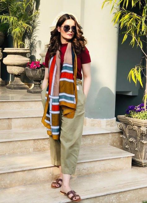 Winter Outfits Indian, Rajasthani Outfit, Office Outfit Ideas, Stylish Outfits Casual, Minal Khan, Chic Outfits Spring, Celebrity Casual Outfits, Desi Fashion Casual, Frock For Women