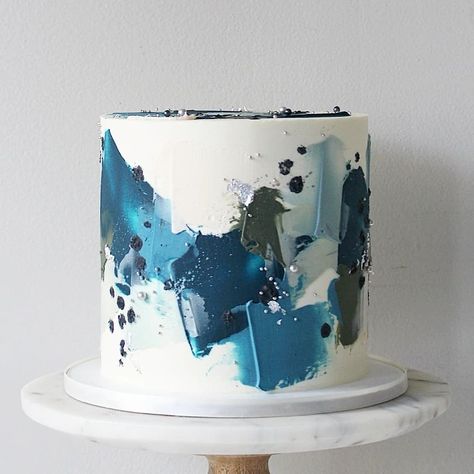 Pastel, Abstract Cake Decorating, Men’s Round Birthday Cake, Simple Cake For Boys, 90th Birthday Cakes For Men, Simple Design Cake, Cake Decoration For Men, Blue Marble Cake, Abstract Cake