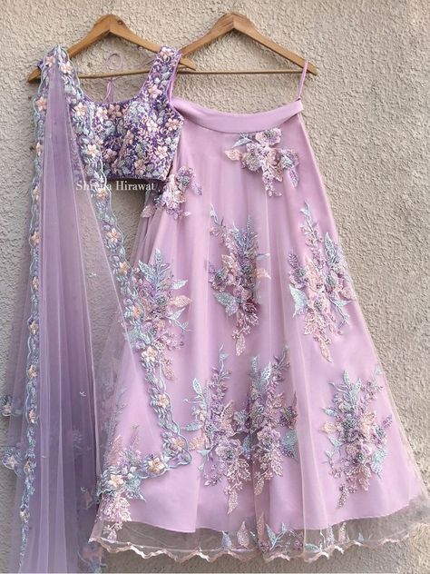 Pastel Bridal Lehenga Lavender, Pastel Floral Lehenga, Simple Pastel Lehenga, Lilac Lehenga Bridal, Pastel Lehenga Simple, Pastel Lavender Lehenga, Pastel Lehenga Bridesmaid, Latest Design Lehenga, Lehenga Pastel